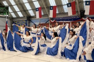 3 ACTO… de tamaño grande
